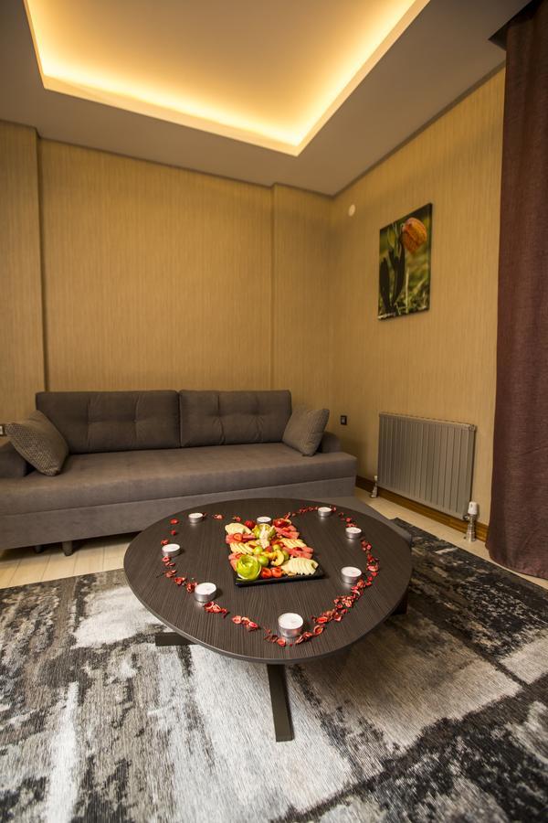 Honour Hotel 尼代 外观 照片