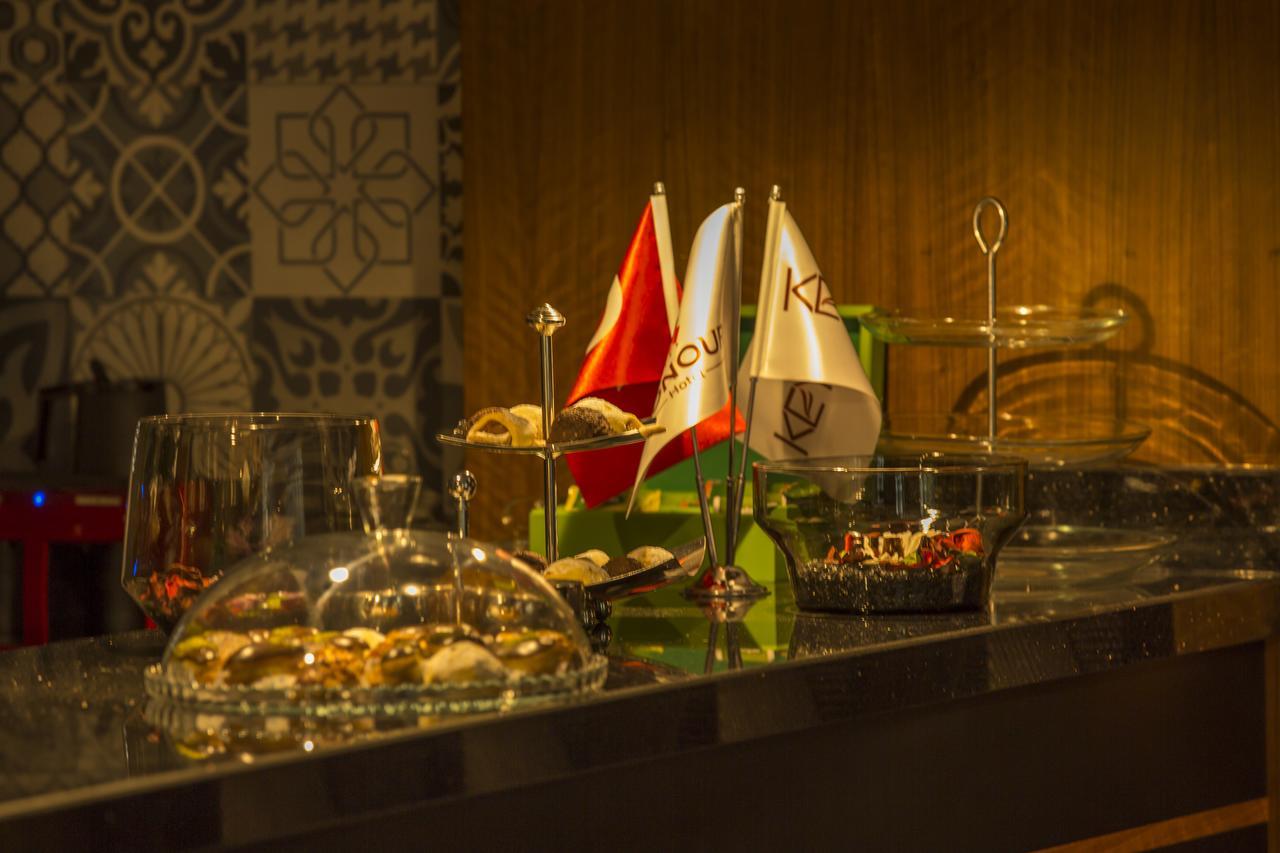 Honour Hotel 尼代 外观 照片
