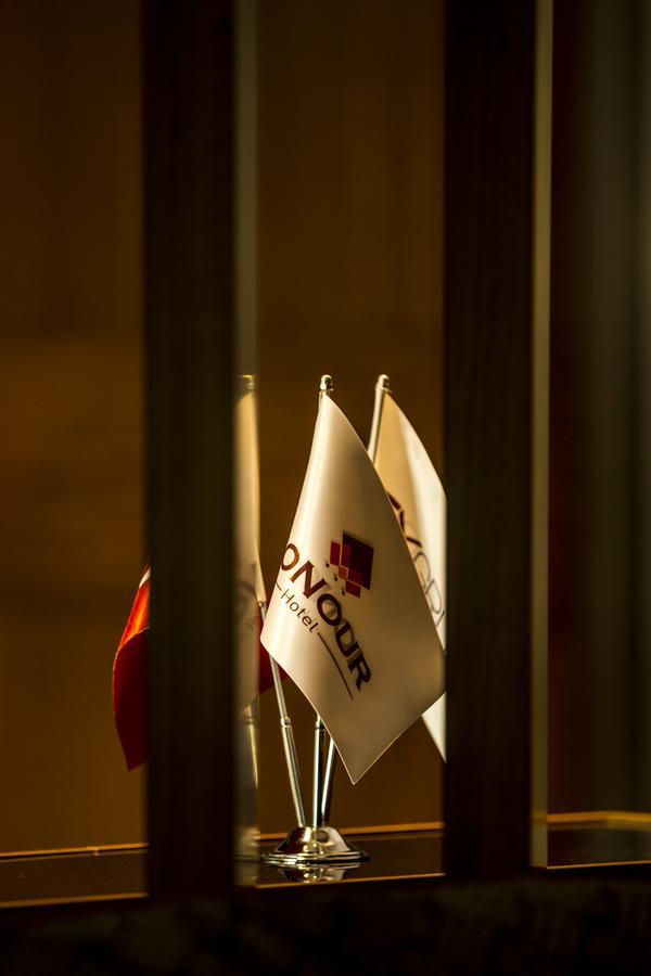 Honour Hotel 尼代 外观 照片